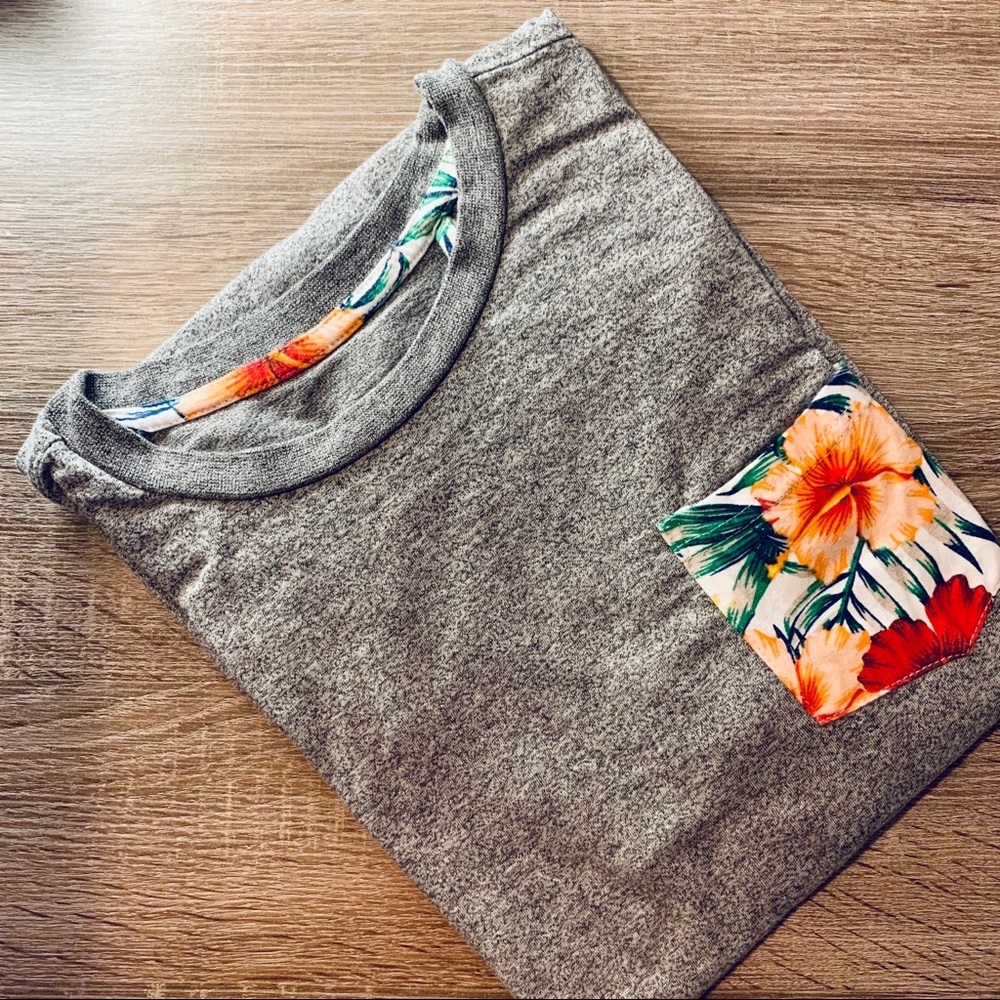 Free Planet • Long Line T-Shirt with Floral Pocket